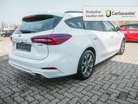 Gebraucht Ford Focus ST-Line 155 PS (114 kW) 2023 Weiss / frozen white Kombi
