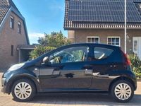 Gebraucht Peugeot 107 Access 68 PS (50 kW) 2013 Schwarz Kleinwagen