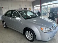 Używany Kia Cerato 143 KM (105 kW) 2004 Srebrny Sedan/Limuzyna