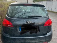 Gebraucht Kia Venga 125 PS (91 kW) 2011 Schwarz Kleinwagen