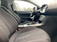 Gebraucht Peugeot 308 SW Allure 131 PS (96 kW) 2016 Weiß Kombi
