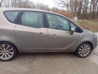 Gebraucht Opel Meriva Color Edition 120 PS (88 kW) 2012 Grau Van / Kleinbus