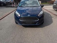 Gebraucht Ford Fiesta 82 PS (60 kW) 2013 Blau Kleinwagen