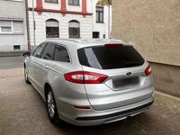 Gebraucht Ford Mondeo 140 PS (102 kW) 2016 Grau Kombi