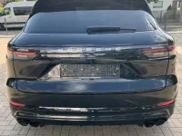 Gebraucht Porsche Cayenne Chrono 441 PS (324 kW) 2018 Schwarz SUV