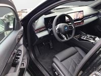 Neu BMW 530e M Sport 299 PS (219 kW) 2025 Schwarz Kombi