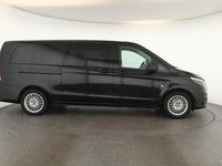 Gebraucht Mercedes Vito 237 PS (174 kW) 2023 Obsidianschwarz metallic Van