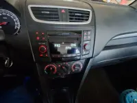 Gebraucht Suzuki Swift 94 PS (69 kW) 2012 Rot Kleinwagen