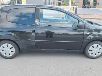 Gebraucht Renault Twingo 75 PS (55 kW) 2010 Schwarz Kleinwagen