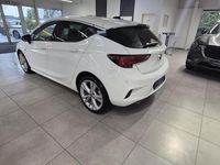 Gebraucht Opel Astra Dynamic 200 PS (147 kW) 2017 Weiß Limousine