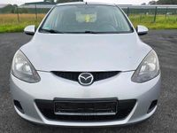 Gebraucht Mazda 2 75 PS (55 kW) 2009 Silber Kleinwagen