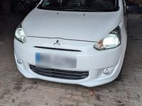 Gebraucht Mitsubishi Space Star 71 PS (52 kW) 2015 Weiß Kleinwagen