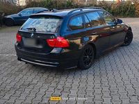 Gebraucht BMW 318 Performance 2009 Schwarz Kombi