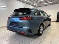Gebraucht Kia Ceed Spirit 120 PS (88 kW) 2022 Grau Kleinwagen