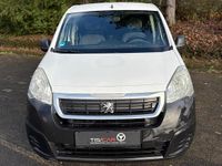 Gebraucht Peugeot Partner Comfort 99 PS (72 kW) 2016 Weiß Van / Kleinbus