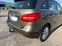 Gebraucht Mercedes B180 122 PS (89 kW) 2012 Grau Kleinwagen