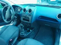 Gebraucht Ford Fiesta Fun X 80 PS (58 kW) 2007 Silber Kleinwagen