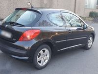 gebraucht Peugeot 207 1.4 // TÜV 07/25 // 8 Fach bereift