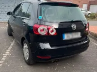 Używany VW Golf 122 KM (89 kW) 2011 Czarny Minivan