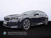 Gebraucht BMW 540 M Sport 303 PS (222 kW) 2024 Saphirschwarz metallic Kombi