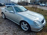 Gebraucht Mercedes SLK230 193 PS (141 kW) 1999 Silber Cabrio