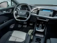 Używany Audi Q4 e-tron 210 kW (286 KM) 2025 Biały SUV