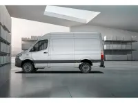 Gebraucht Mercedes Sprinter 190 PS (139 kW) 2025 Silber Van