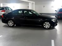 Gebraucht BMW 320 170 PS (125 kW) 2009 Schwarz Limousine