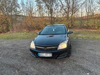 Gebraucht Opel Astra GTC 91 PS (66 kW) 2005 Schwarz Kleinwagen