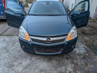 Gebraucht Opel Astra 105 PS (77 kW) 2007 Grün Kombi