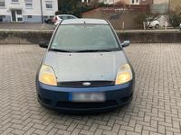 Gebraucht Ford Fiesta 60 PS (44 kW) 2002 Silber Kleinwagen
