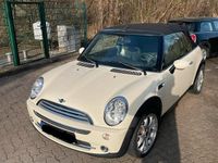 Usado Mini Cooper Cabriolet 115 HP (84 kW) 2008 Bege Cabrios