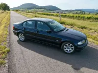 Gebraucht BMW 320 Performance 150 PS (110 kW) 1999 Blau Limousine