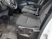 Gebraucht Ford Transit Custom Trend 105 PS (77 kW) 2017 Frozen white Kombi