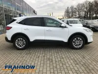Gebraucht Ford Kuga Titanium 152 PS (111 kW) 2022 Weiss SUV
