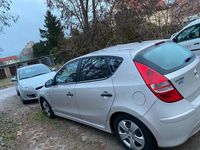 Gebraucht Hyundai i30 90 PS (66 kW) 2011 Grau Kleinwagen