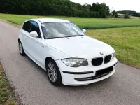 Gebraucht BMW 116 116 PS (85 kW) 2011 Weiß Kleinwagen