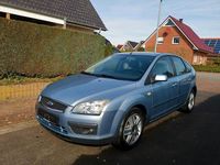 Gebraucht Ford Focus 101 PS (74 kW) 2005 Blau Limousine