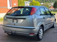 Gebraucht Ford Focus 101 PS (74 kW) 2003 Grau Limousine