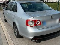 Gebraucht VW Jetta 170 PS (125 kW) 2006 Silber Limousine