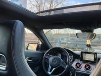 Gebraucht Mercedes CLA180 122 PS (89 kW) 2013 Schwarz Limousine