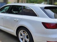 Gebraucht Audi A4 Design 150 PS (110 kW) 2017 Weiß Kombi