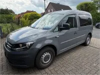 Usata VW Caddy 102 CV (75 kW) 2019 Grigio Monovolume