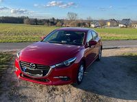 Gebraucht Mazda 3 Exclusive-Line 120 PS (88 kW) 2017 Rot Limousine
