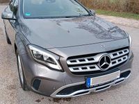 Gebraucht Mercedes GLA180 2018 Grau SUV