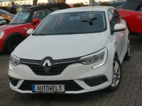 Gebraucht Renault Mégane GrandTour Play 101 PS (74 kW) 2018 Weiß Kombi
