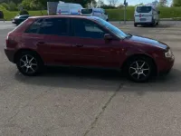 Second-hand Audi A3 101 CP (74 kW) 2000 Roșu Hatchback