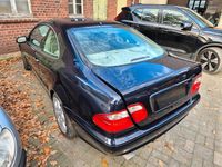 Gebraucht Mercedes CLK320 218 PS (160 kW) 2001 Blau Coupé