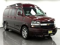 Second-hand Chevrolet Express 345 CP (253 kW) 2017 Roșu Monovolum