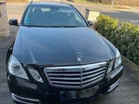 Gebraucht Mercedes E250 204 PS (150 kW) 2011 Schwarz Kombi